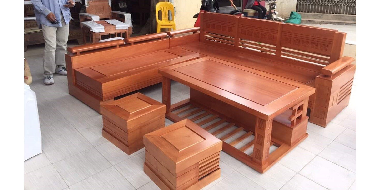 Sofa-salon-bàn Ghế Phòng Khách Gỗ Sồi Góc Trứng Lớn Mặt Liền